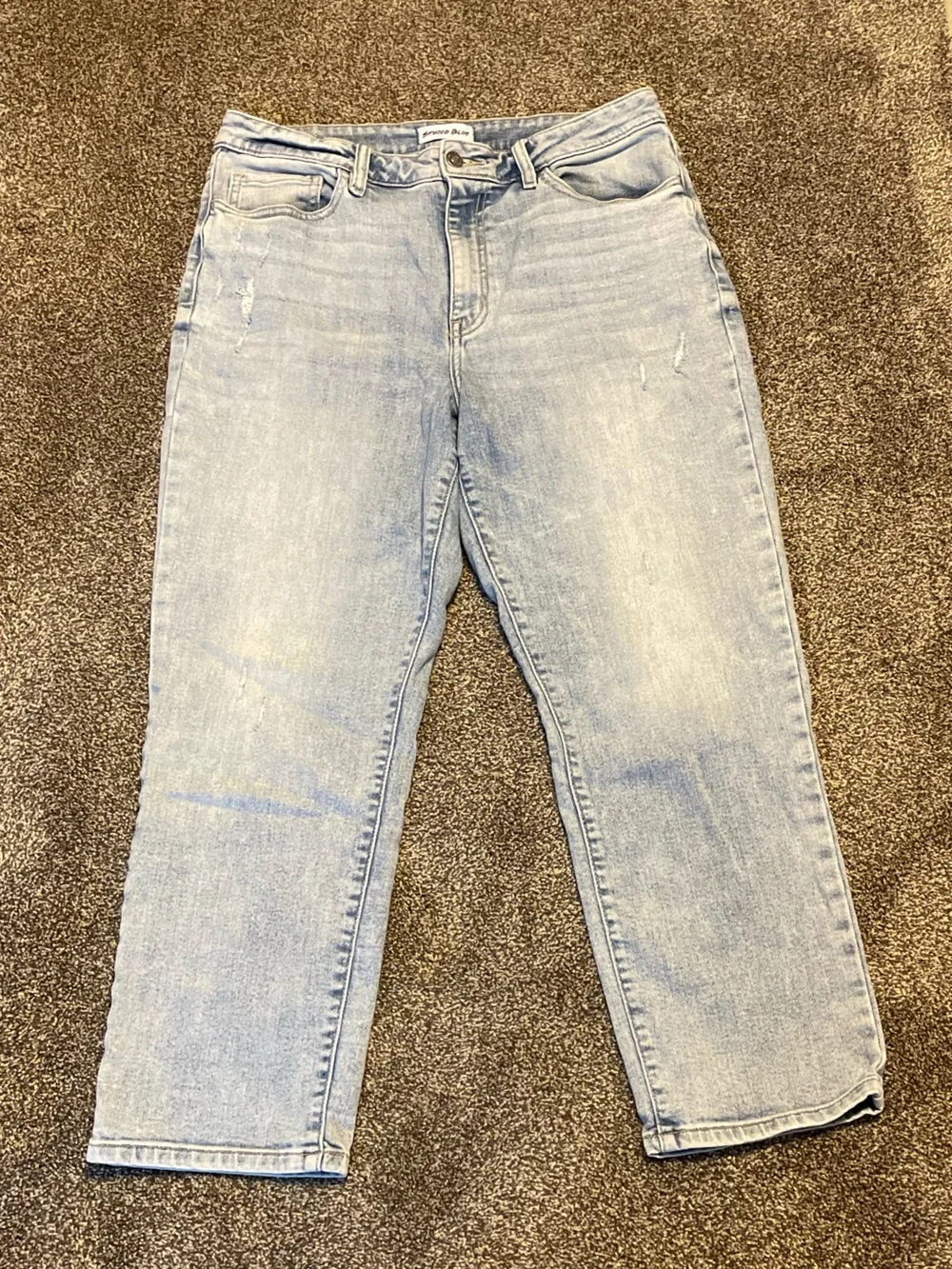 Light Wash Cropped Women's Jeans - Picture 1 of 6